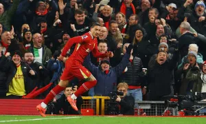 Khả năng vô địch của Liverpool gần gấp đôi Man City